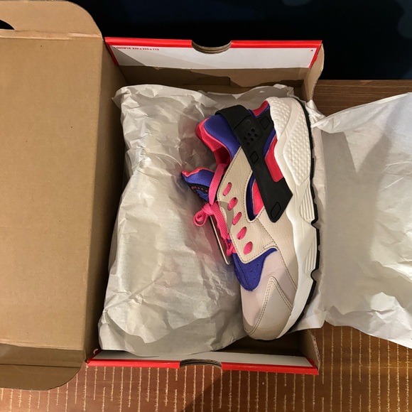 Nike Air Huarache Run ‘Desert Sand’ Unisex, Men’s 9 & Women’s 10.5 - Picture 7 of 10